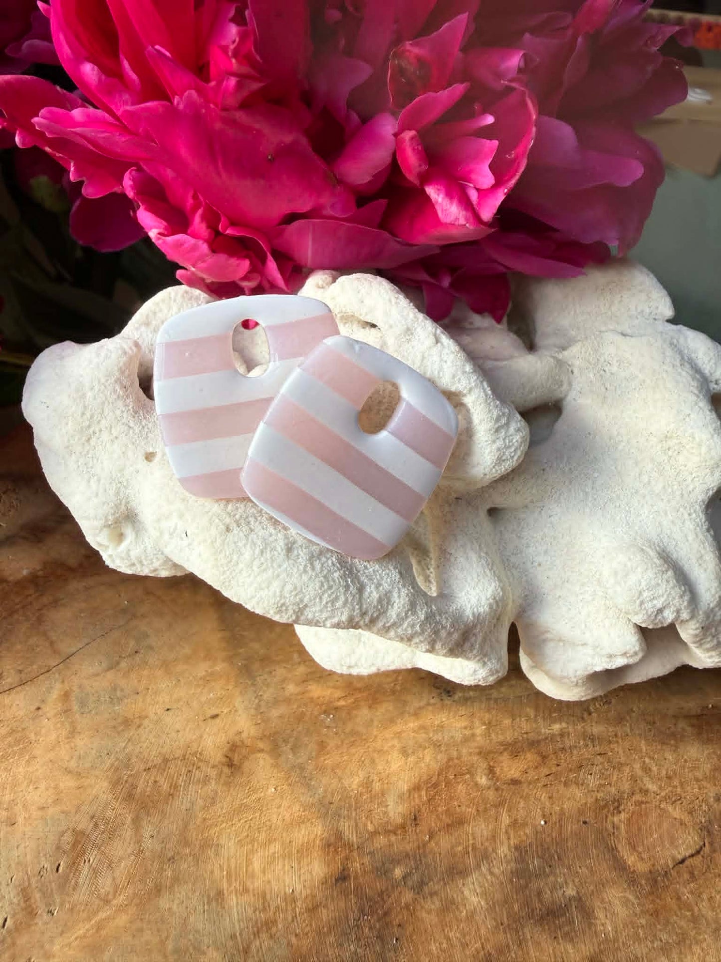 Grandes Pampilles "Méline" marinière blanc & quartz rose