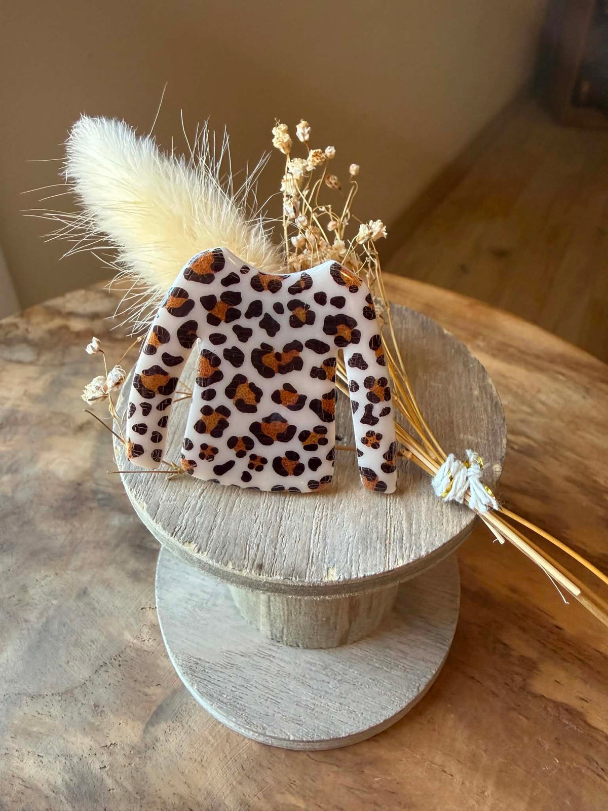 Broche pull/tee shirt "Maïa"– Pâte polymère & résine UV