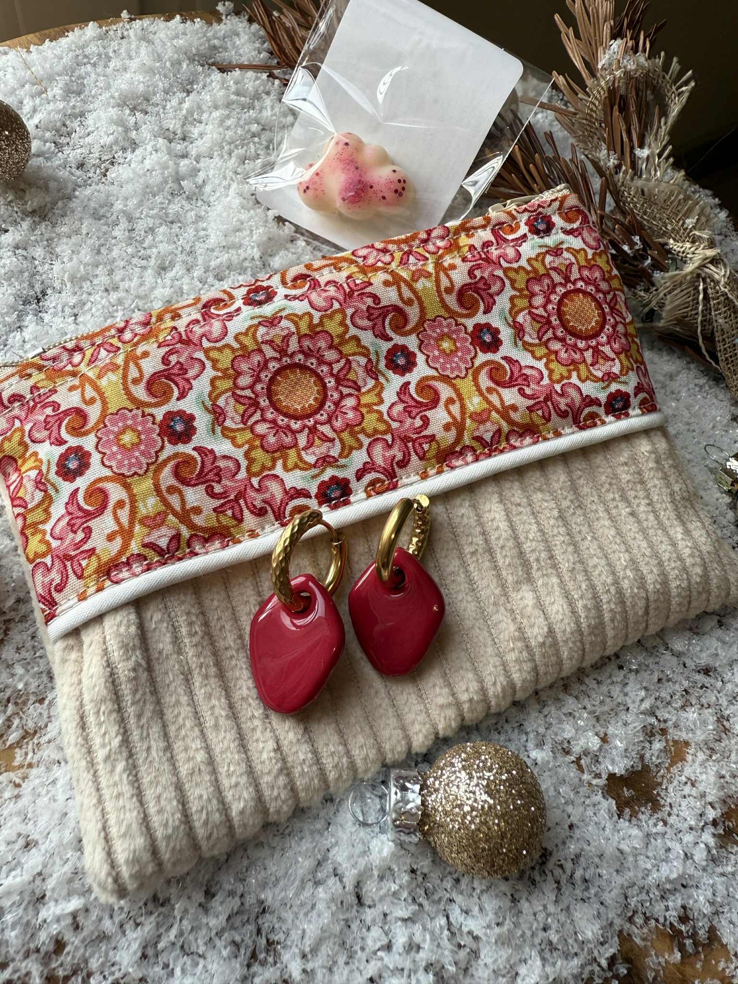 Pochettes & Pampilles (créoles incluses)