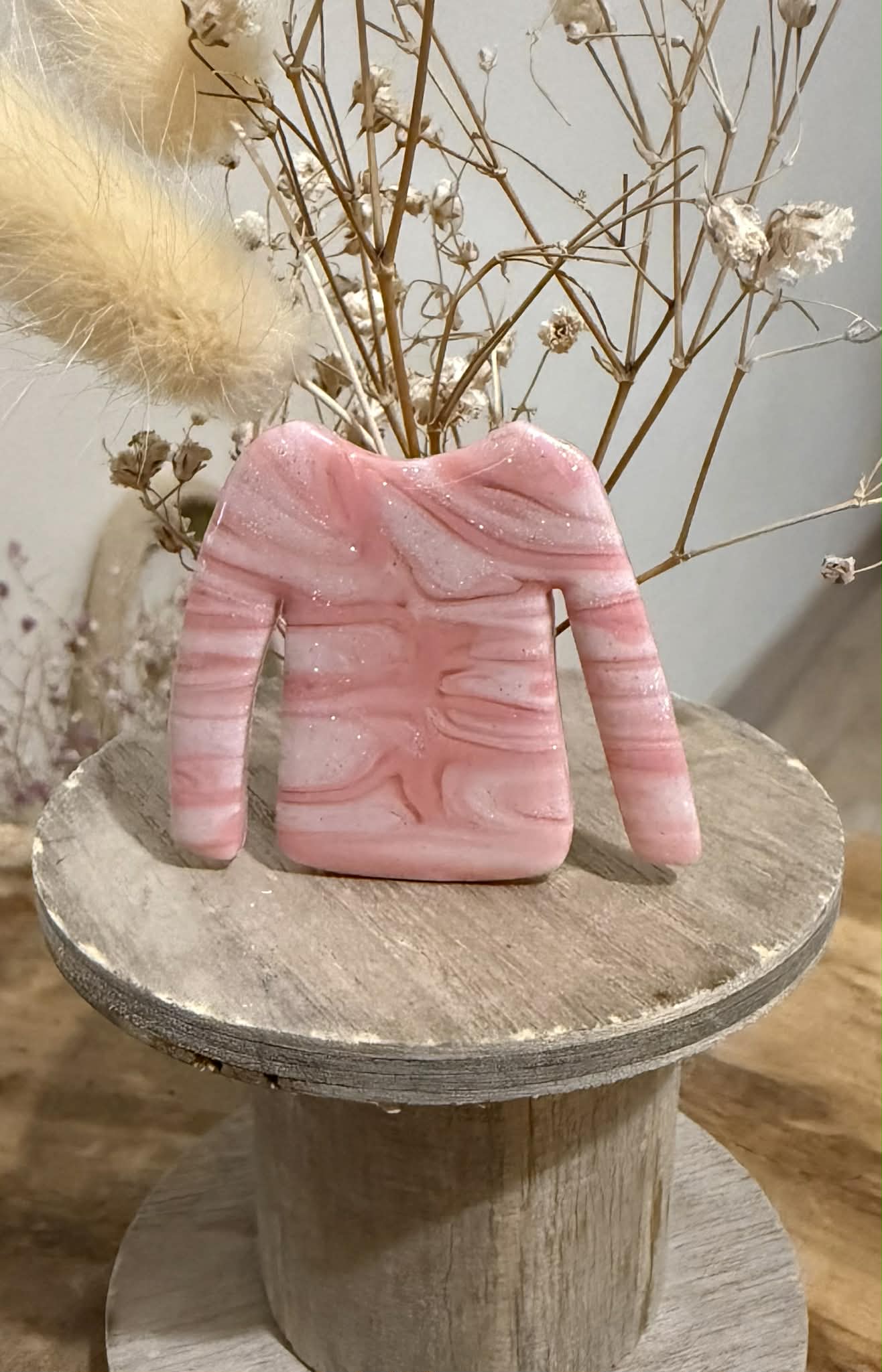 Broche pull/tee shirt "Maïa"– Pâte polymère & résine UV