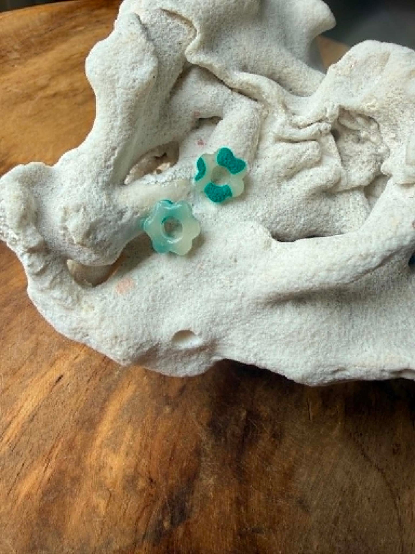 Ultra Mini pampilles "Romane" pois bleu textures "mat"