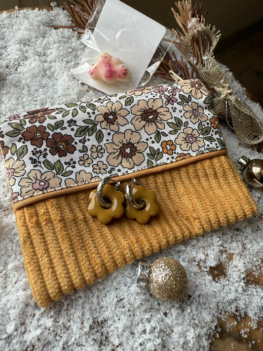 Pochettes & Pampilles (créoles incluses)