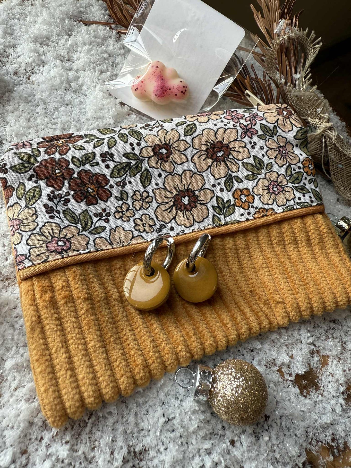 Pochettes & Pampilles (créoles incluses)