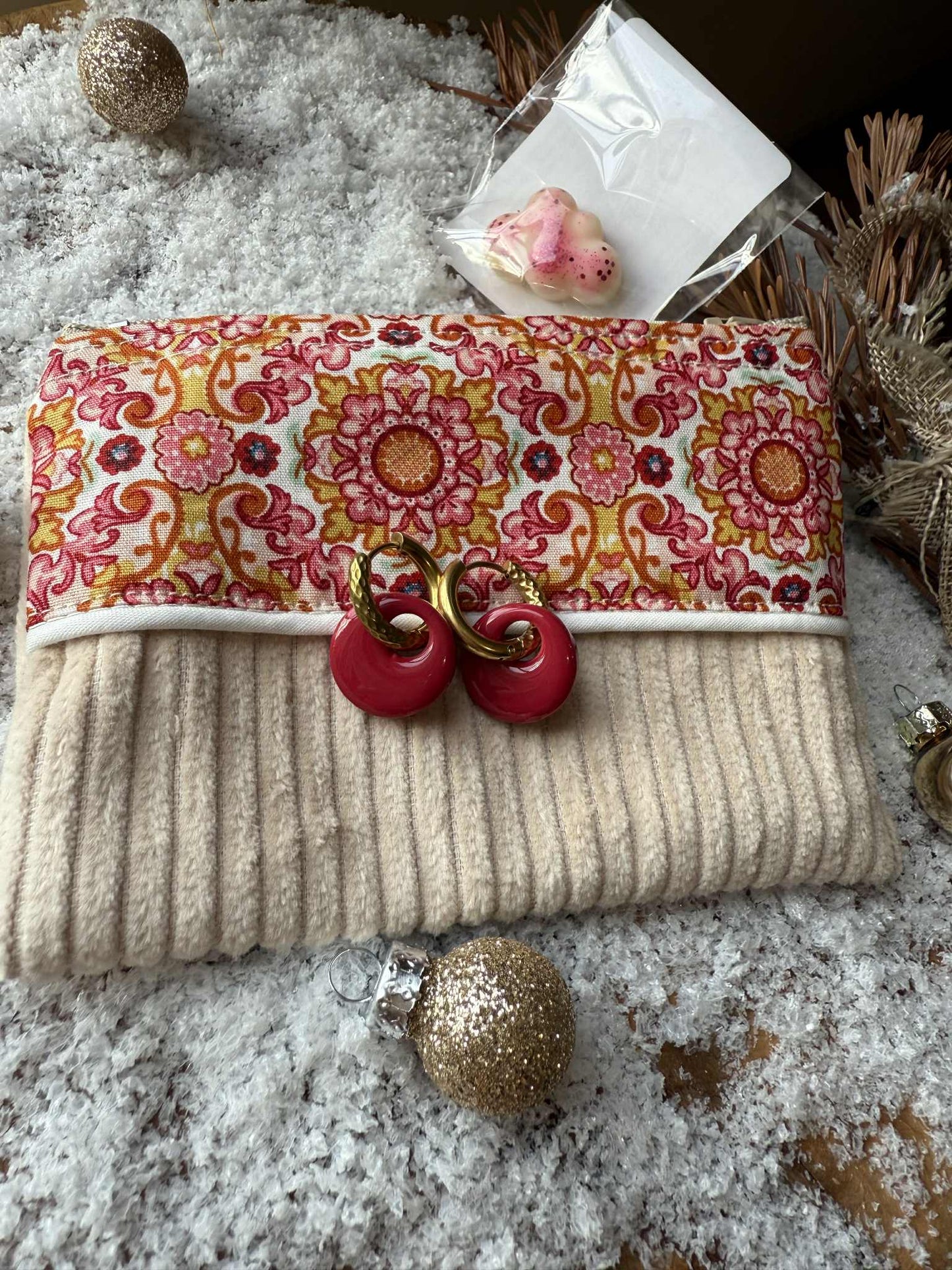 Pochettes & Pampilles (créoles incluses)