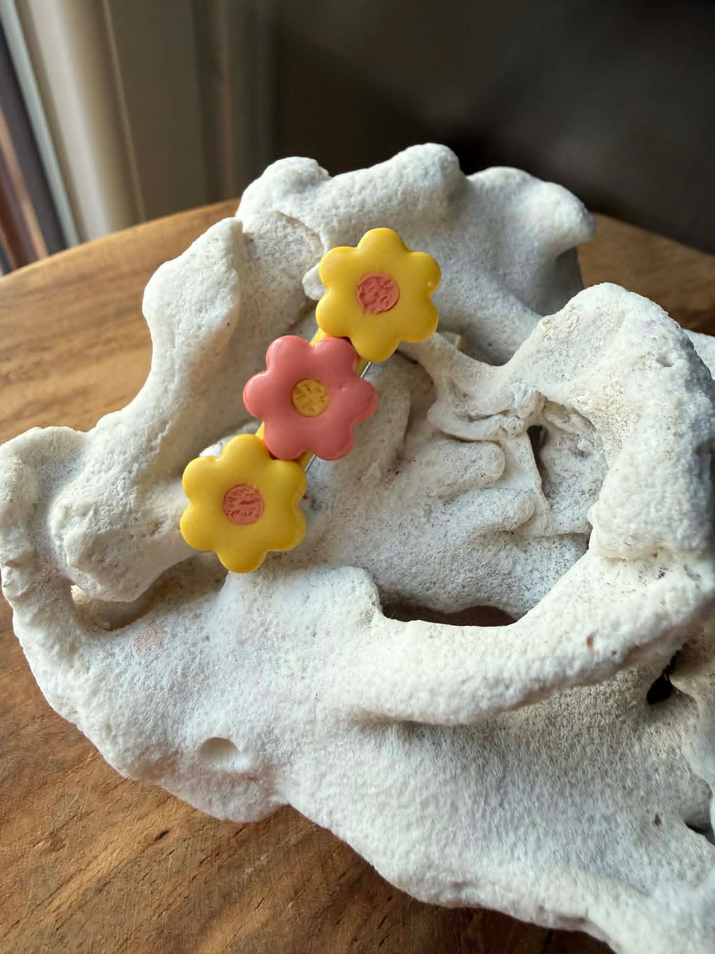 🌼 “Pince fleur artisanale – édition printemps”